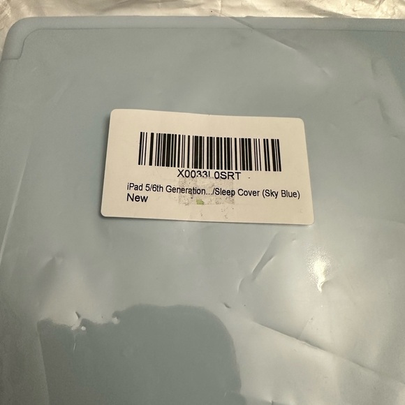 iPad Cover 5/6 Generation - Picture 2 of 2